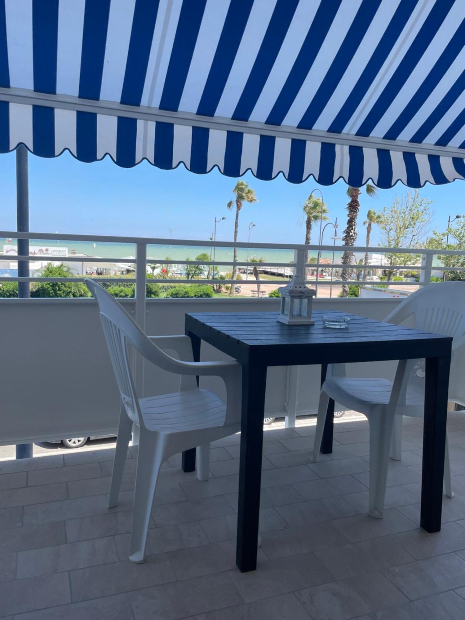 Hotel Promenade 포르토 산텔피디오 외부 사진
