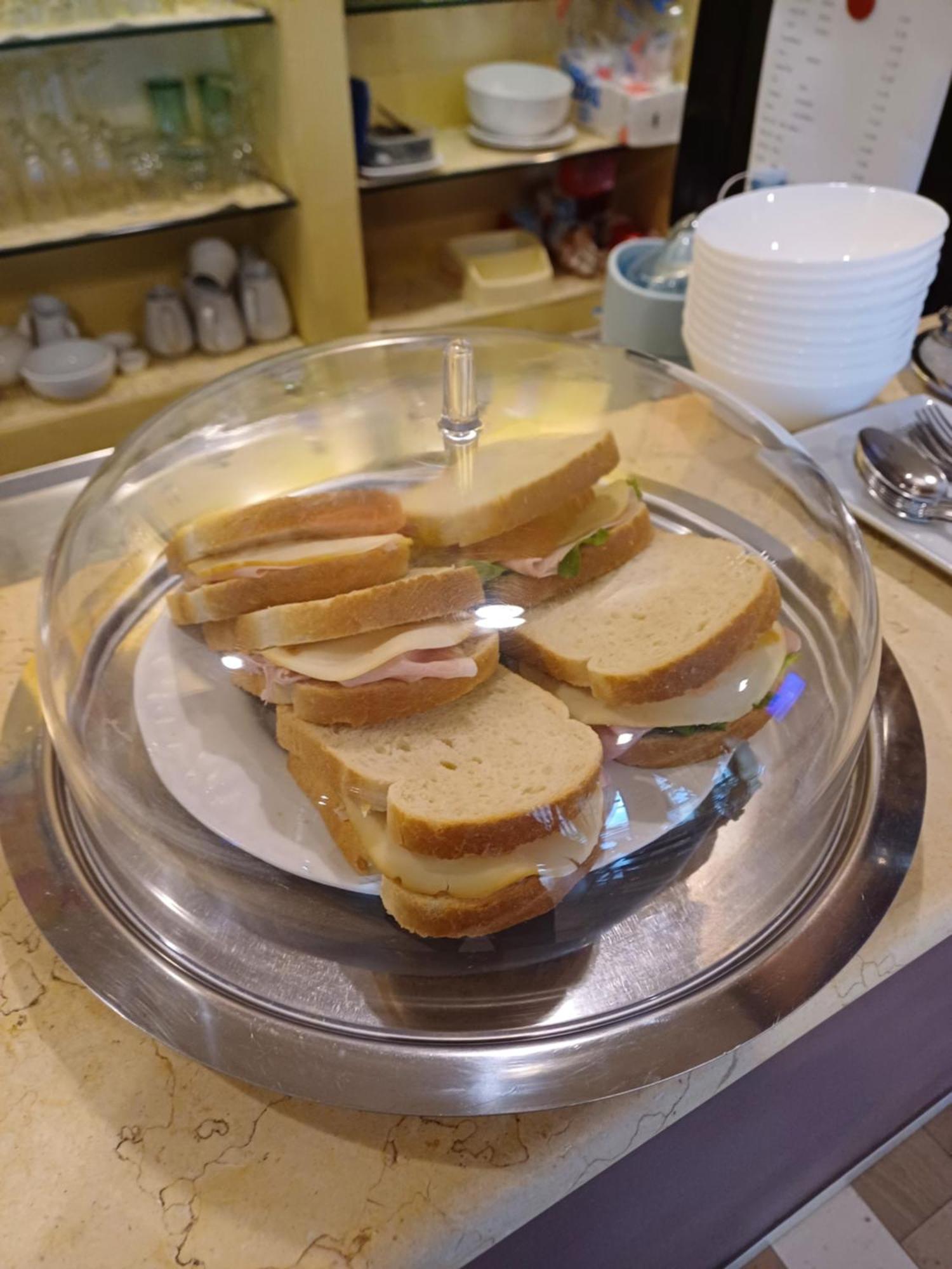 Hotel Promenade 포르토 산텔피디오 외부 사진